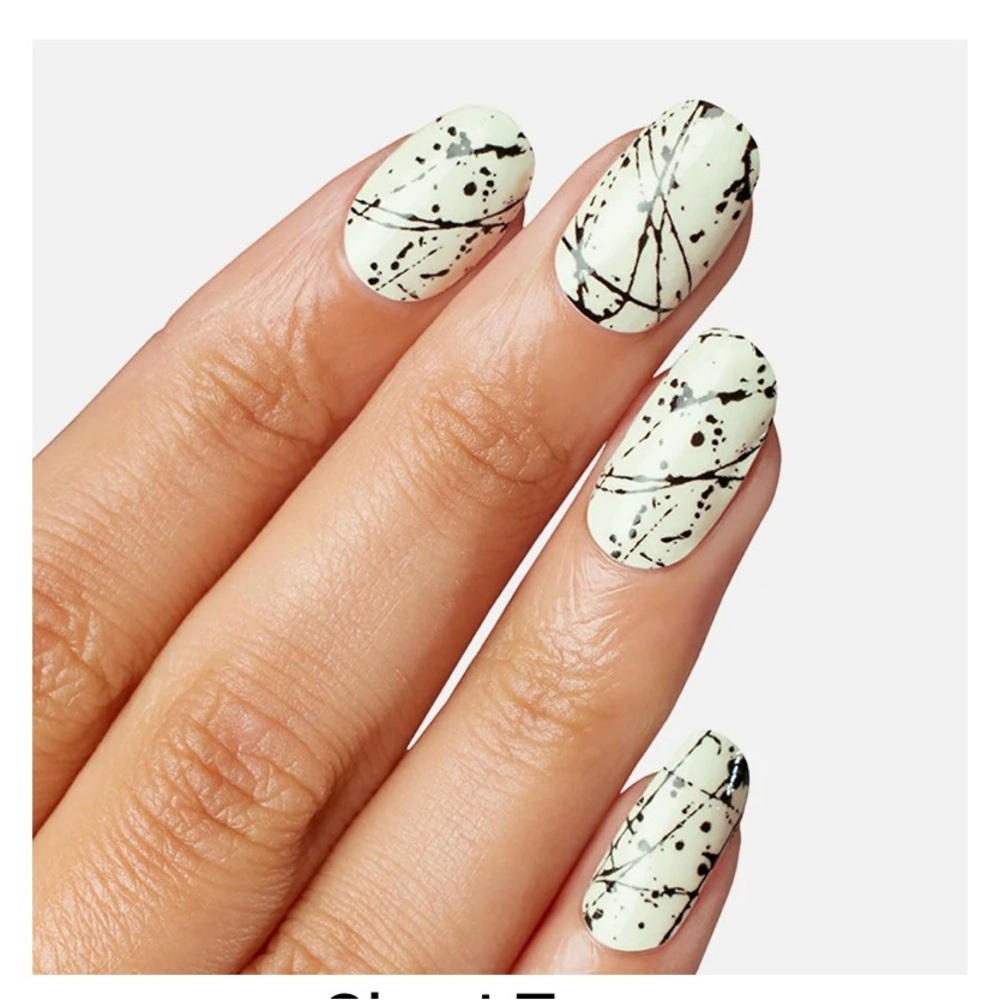 Color Street Nail Strips - Lemon with Ebony Splatter